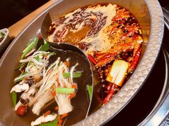 -潘小辣鲜肉老火锅