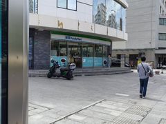 -全家便利店(漕溪北路七店)