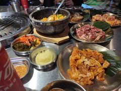 -哈哈碳都·牛肋条无限自助烤肉(宝龙店)