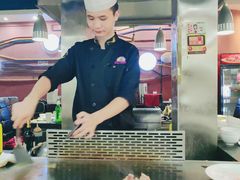 -利昂法式铁板主题餐厅(新奥购物中心店)