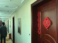 -维也纳酒店(深圳国际会展中心沙井上南店)