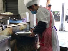 -黄阿姨锅贴大王(万航渡路店)