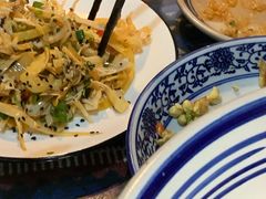 -蜗牛小馆醉乡民谣云南菜(惠新西里店)