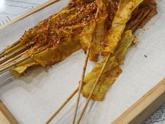 -泉哥小平房串店