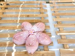 春日樱花白桃软欧包-奈雪的茶(中海环宇荟店)