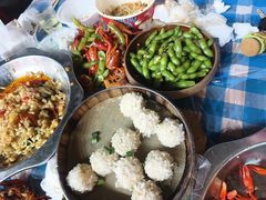 -老街烧烤大排档·地道湖北菜·龙虾馆(汉口火车站店)