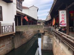 -丝绸小镇荻港古村
