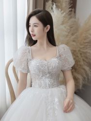-莫小姐婚纱