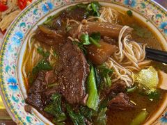 -金杨拉面王小吃面馆·牛三宝面·红烧牛肉粉