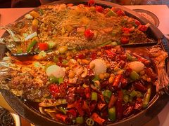 -鸣记脆皮烤鱼·海鲜烤鱼(三八广场店)