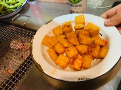 -马路牙子烧烤音乐酒馆(望京店)