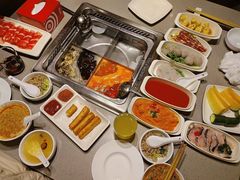 -海底捞火锅(曹安公路店)