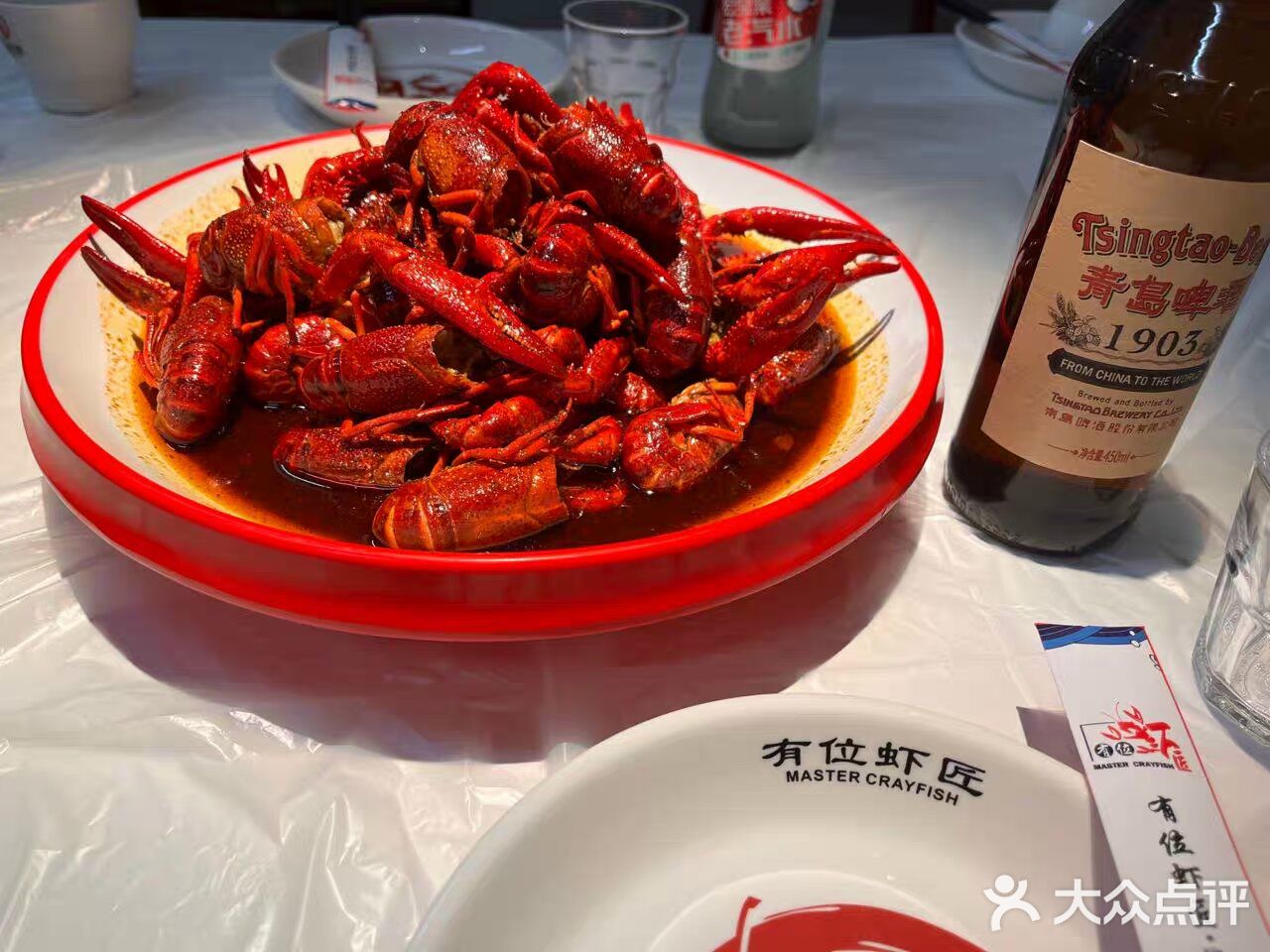 夏天的标配就是吃小龙虾烧烤喝酒！