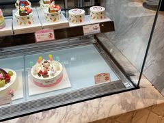 面包甜点陈列柜-罗森尼娜(德思勤店)