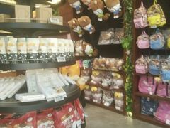 -三只松鼠生活馆(芜湖弋江金鹰店)