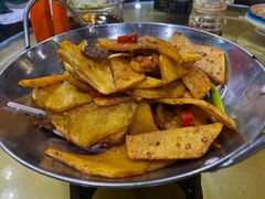 -乡村馕坑肉·烧烤·新疆菜·本地人更爱吃(阿勒泰首店)