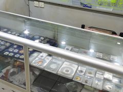 -云洲古玩城(大木桥路店)