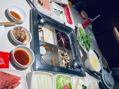 -海底捞火锅鲜切牛肉主题店(长寿路店)