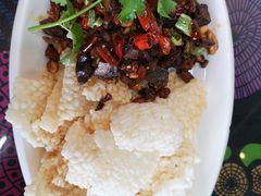 锅巴牦牛肉-小厨子私房菜·云南美食店