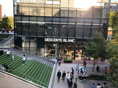 -迪桑特DESCENTE(北京三里屯BLANC店)