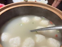 -魏铭鱼头捞饭(晋阳路店)