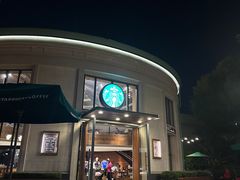-星巴克(迪士尼小镇店)