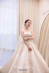 -Lady  Jane高端婚纱礼服馆