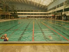 -龙脉温泉室内游泳馆