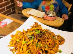 -三人行骨头王火锅(长寿店)