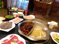 -仁虎老火锅(黄泥磅店)