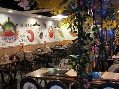 大堂-特色酱椒鱼私房菜(黄鹤楼店)