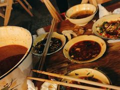 -拈签一笑黄牛肉辣卤串串