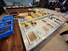 自助取餐区-四海酒家生态粤菜