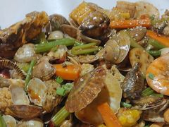 -东来菜馆•手抓海鲜家常菜•海鲜锅贴(鸽子窝店)