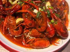 -老街烧烤大排档·地道湖北菜·龙虾馆(汉口火车站店)