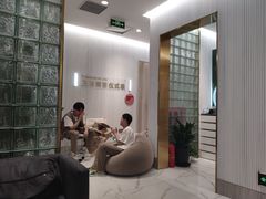 -海马体照相馆(环贸iapm大师爱情店)