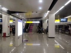 -红土地(地铁站)