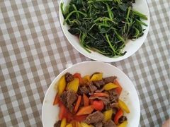 -乐禧母婴全自营月嫂(宝山店)