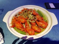 蒜泥小龙虾-清真·卡德尔大叔新疆主题餐厅(龙汇路店)