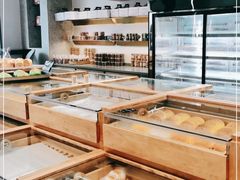 面包甜点陈列柜-原麦世家(府琛大厦店)