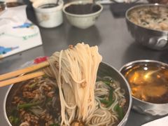 -正宗杨记普洱酸醋米线(总店)