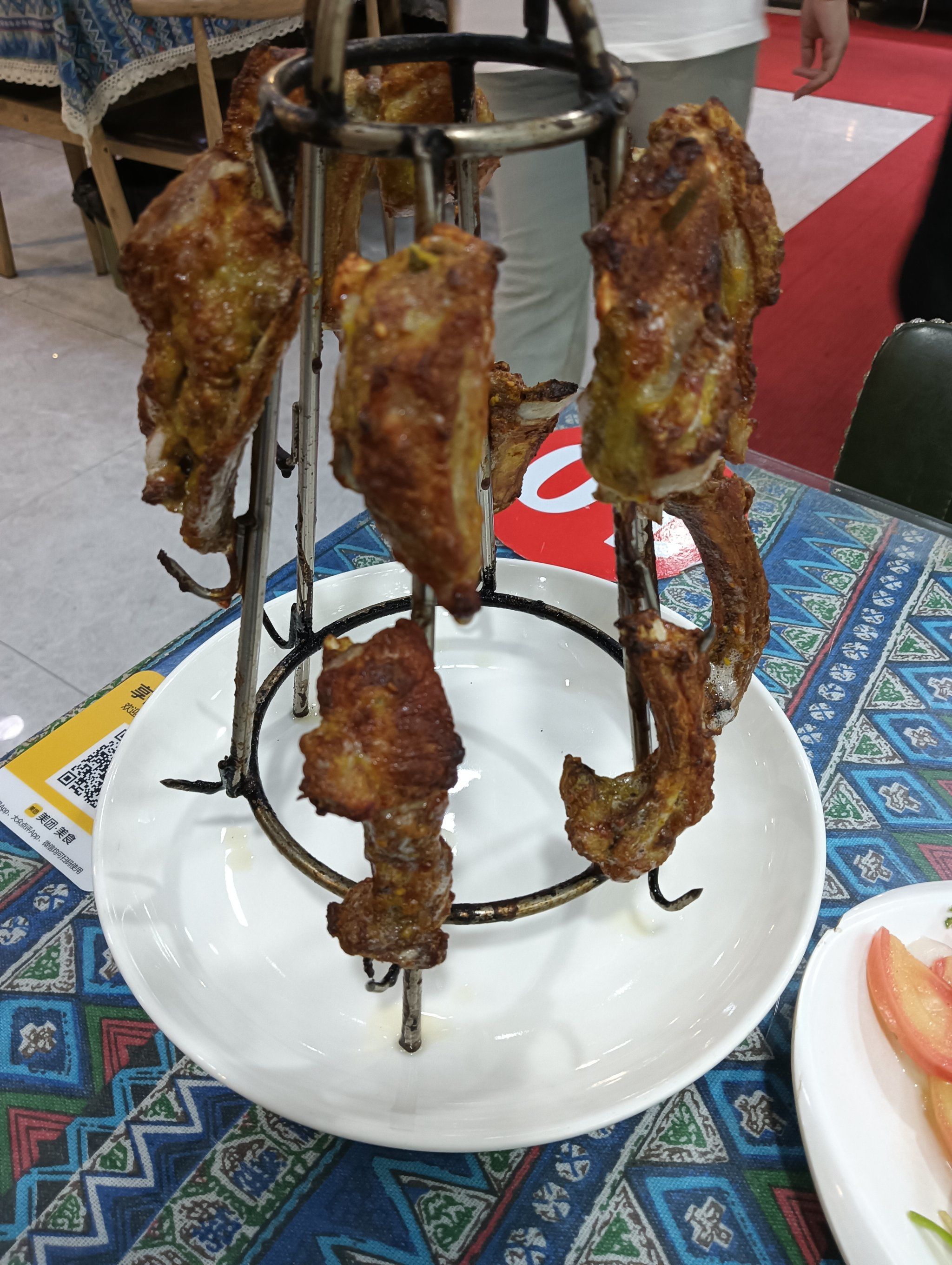 这个羊亲家的馕坑烧烤太好吃了