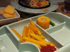 -豪客来牛排(重庆三峡广场步行街1704店)