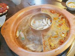 -滇釜火锅·能喝汤的火锅(车公庄店)