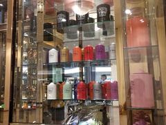 门面-TWG Tea(台北101购物中心沙龙及精品门市)