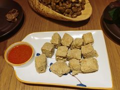 咸亨臭豆腐-香园茶社·金陵小灶(老门东店)