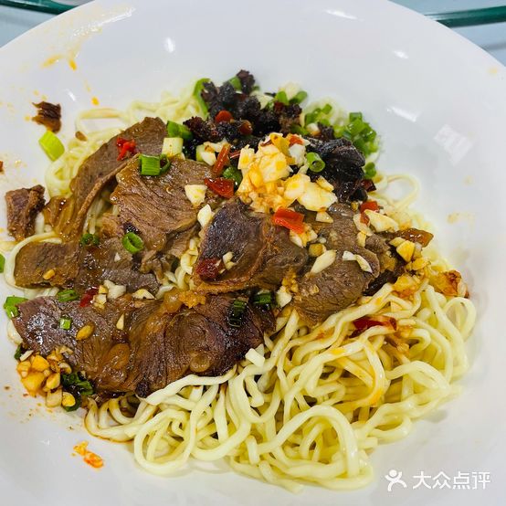 湘俊老英姿面馆