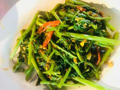 -明记烧鱼美味店