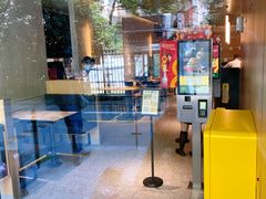 -麦当劳(徐汇漕溪北路百脑汇店)