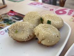 -小杨生煎(金山百联购物中心3楼店)